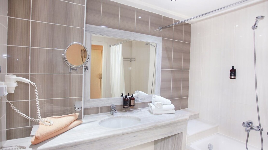 Grand Blue Beach Hotel